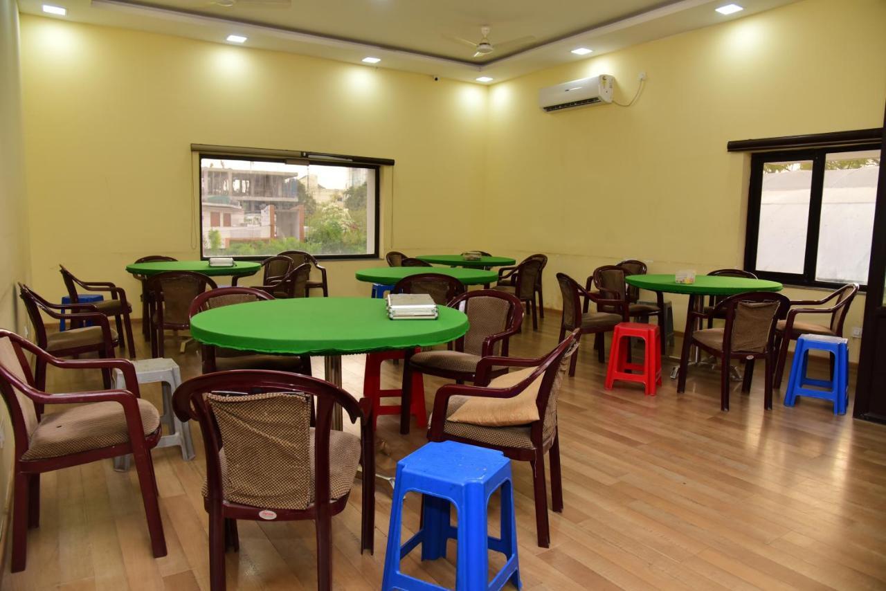 Hotel Stay Casa Bhopal Esterno foto