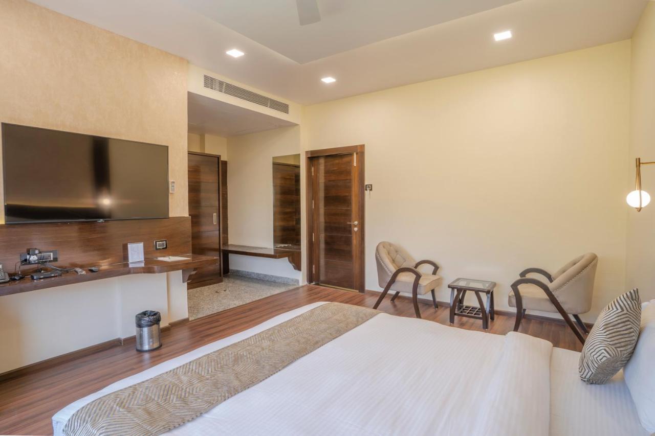 Hotel Stay Casa Bhopal Esterno foto