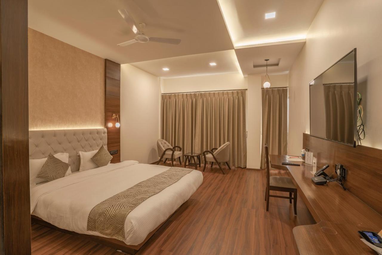 Hotel Stay Casa Bhopal Esterno foto